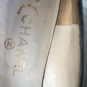 Vintage Chanel Capped Toe Ballet flats black
